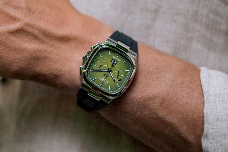 Glashutte Original Seventies Chronograph Panorama Date Fab Green dial