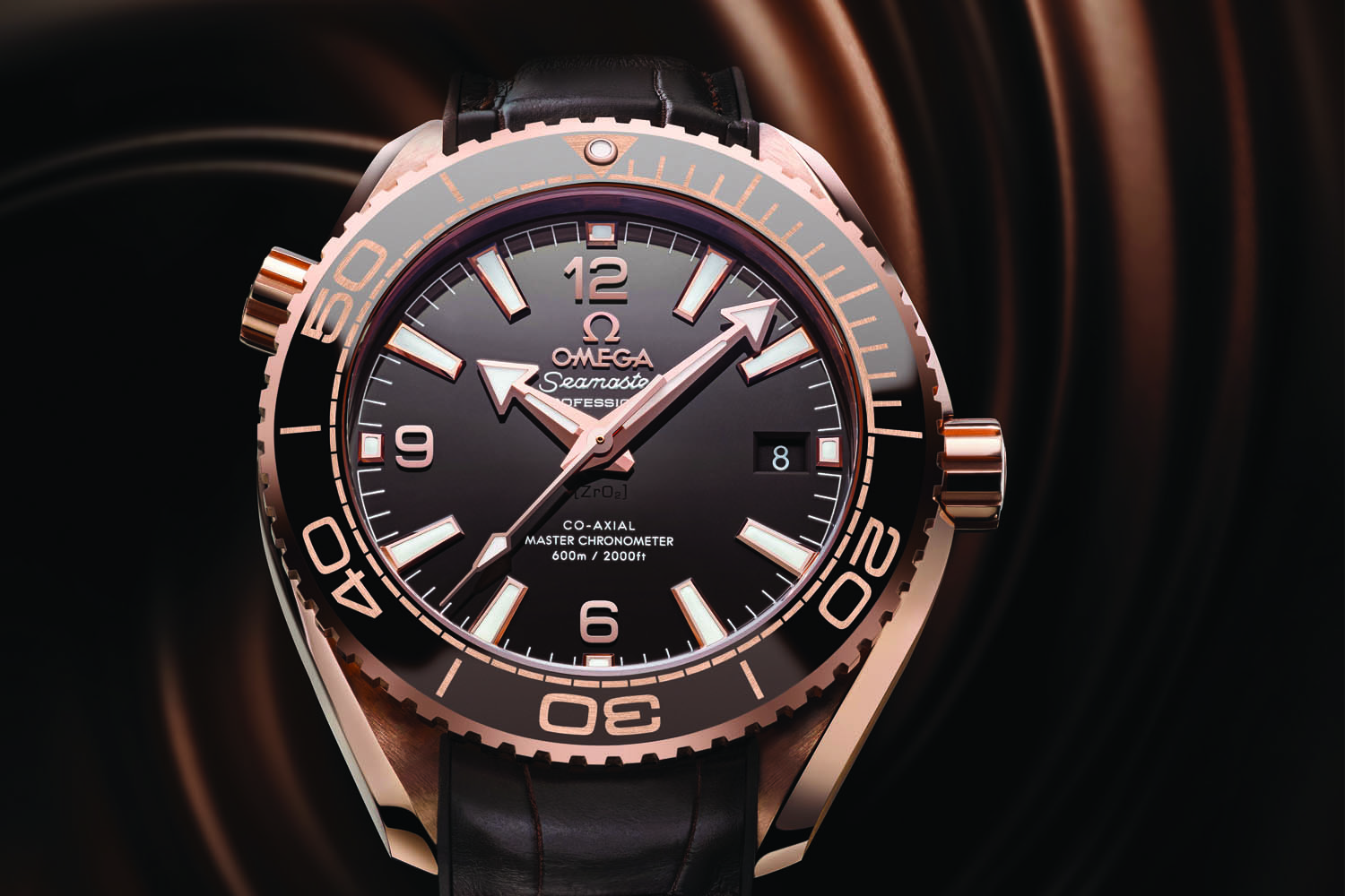 Omega's new Seamaster Planet Ocean 600m Master Chronometer Sedna Gold  Omega-Seamaster-Planet-Ocean-600m-Master-Chronometer-39.5mm-Sedna-Gold-brown-dial-baselworld-2016-ref.-215.63.40.20.13.001-10