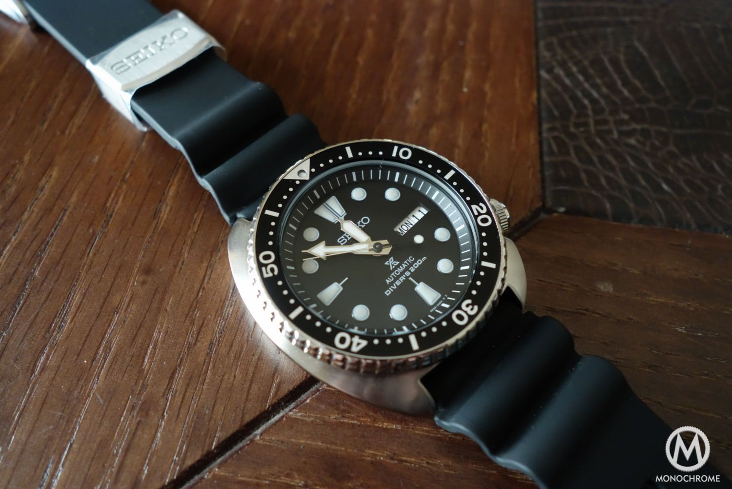 A closer look at the new Seiko Turtle Seiko-Prospex-SRP777-review-3