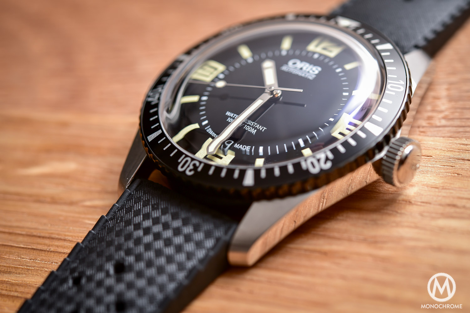 affordable vintage dive watches