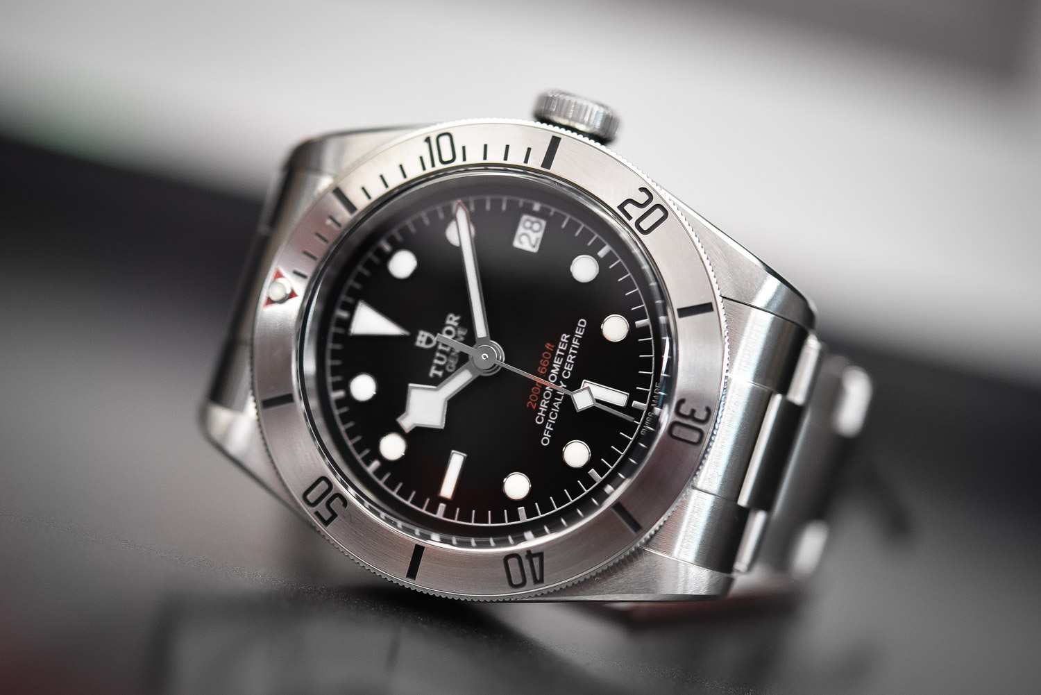 Tudor-Heritage-Black-Bay-Steel-79730-Review-Baselworld-2017-6.jpg