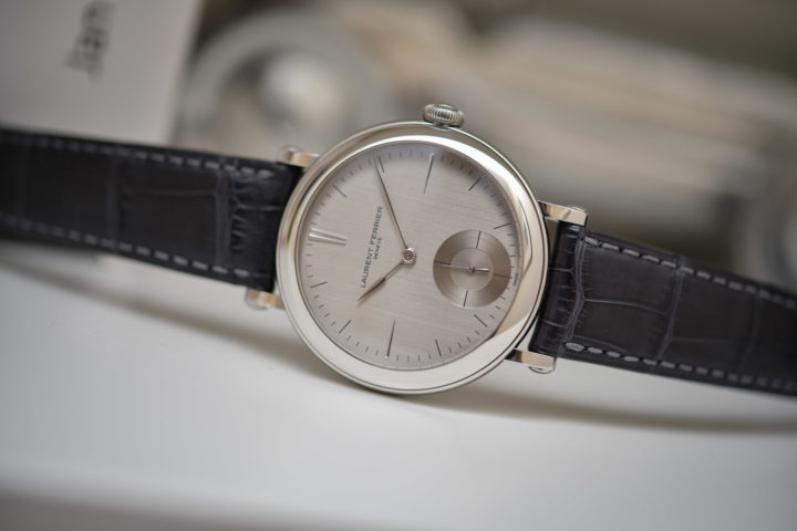 Laurent Ferrier Montre Ecole Steel - Review