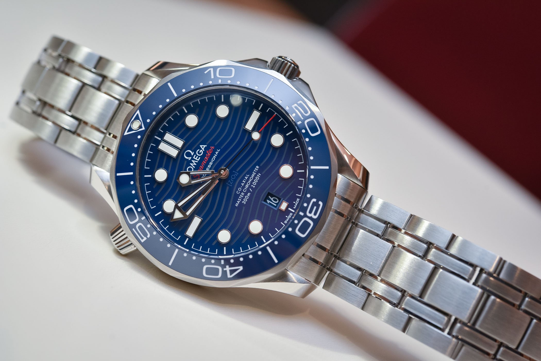 hands-on-omega-seamaster-diver-300m-master-chronometer-baselworld