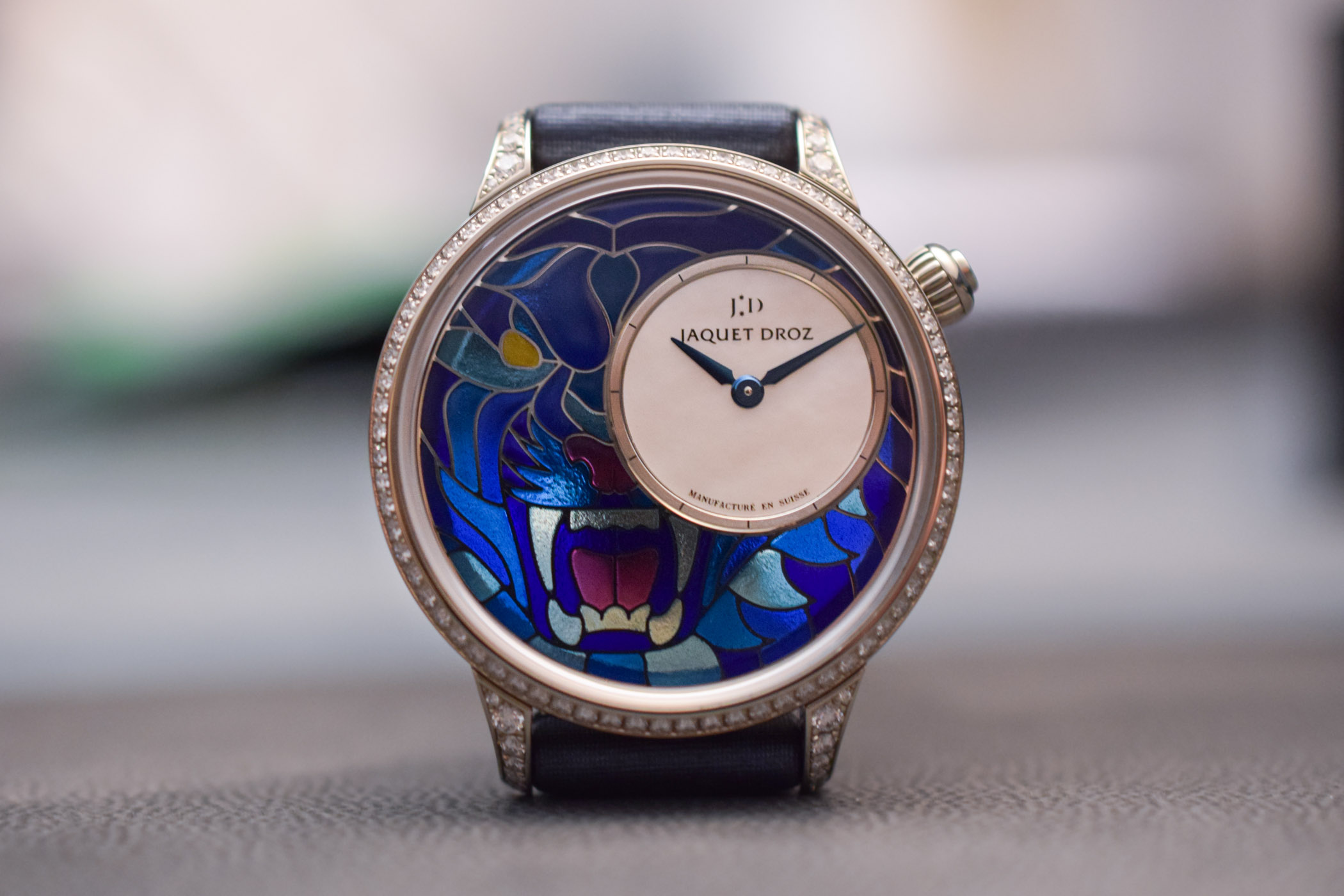Jaquet Droz Petite Heure Minute Smalta Clara