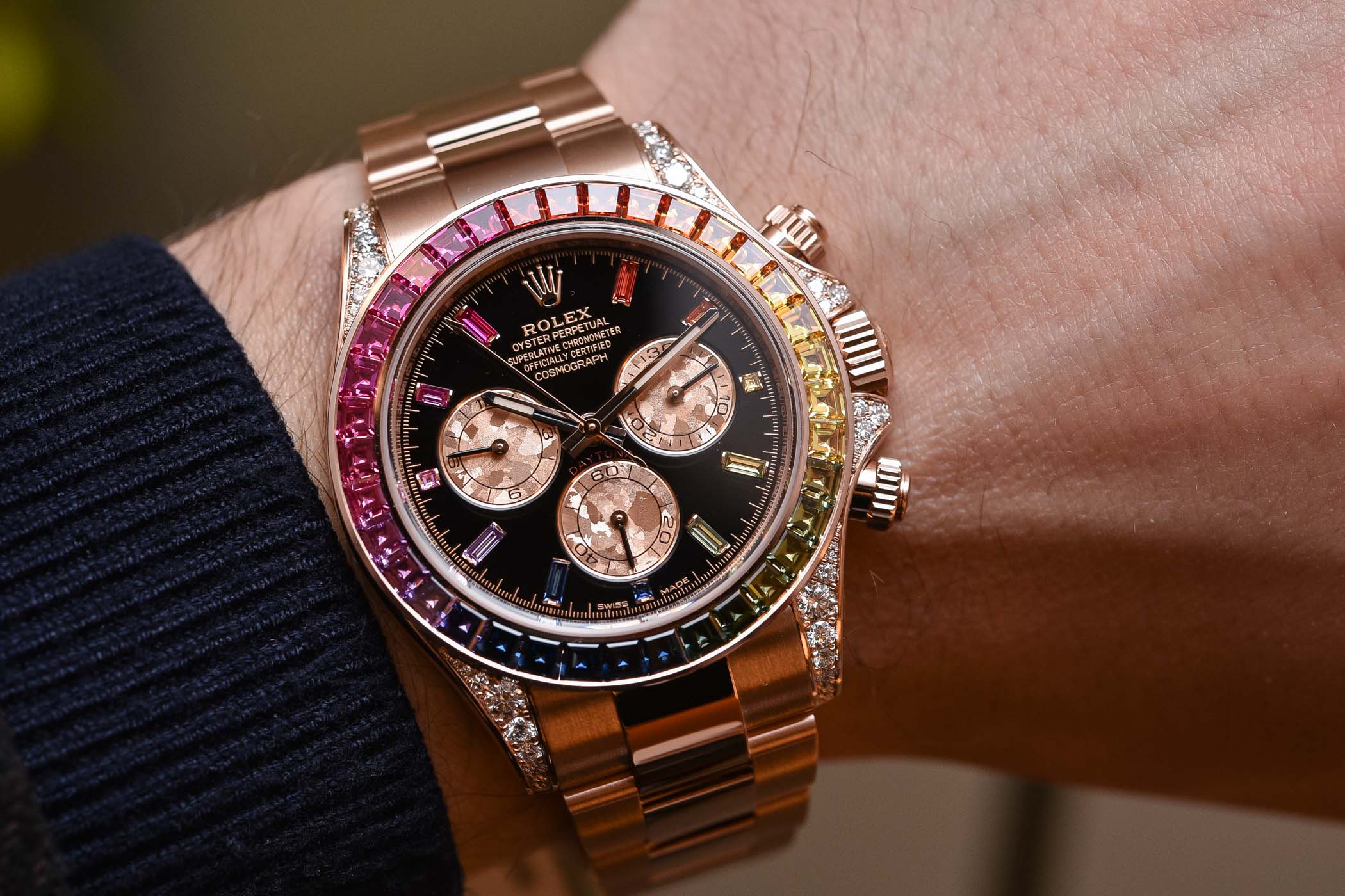 HandsOn Rolex Daytona Rainbow Everose Gold 116595RBOW (Live Photos