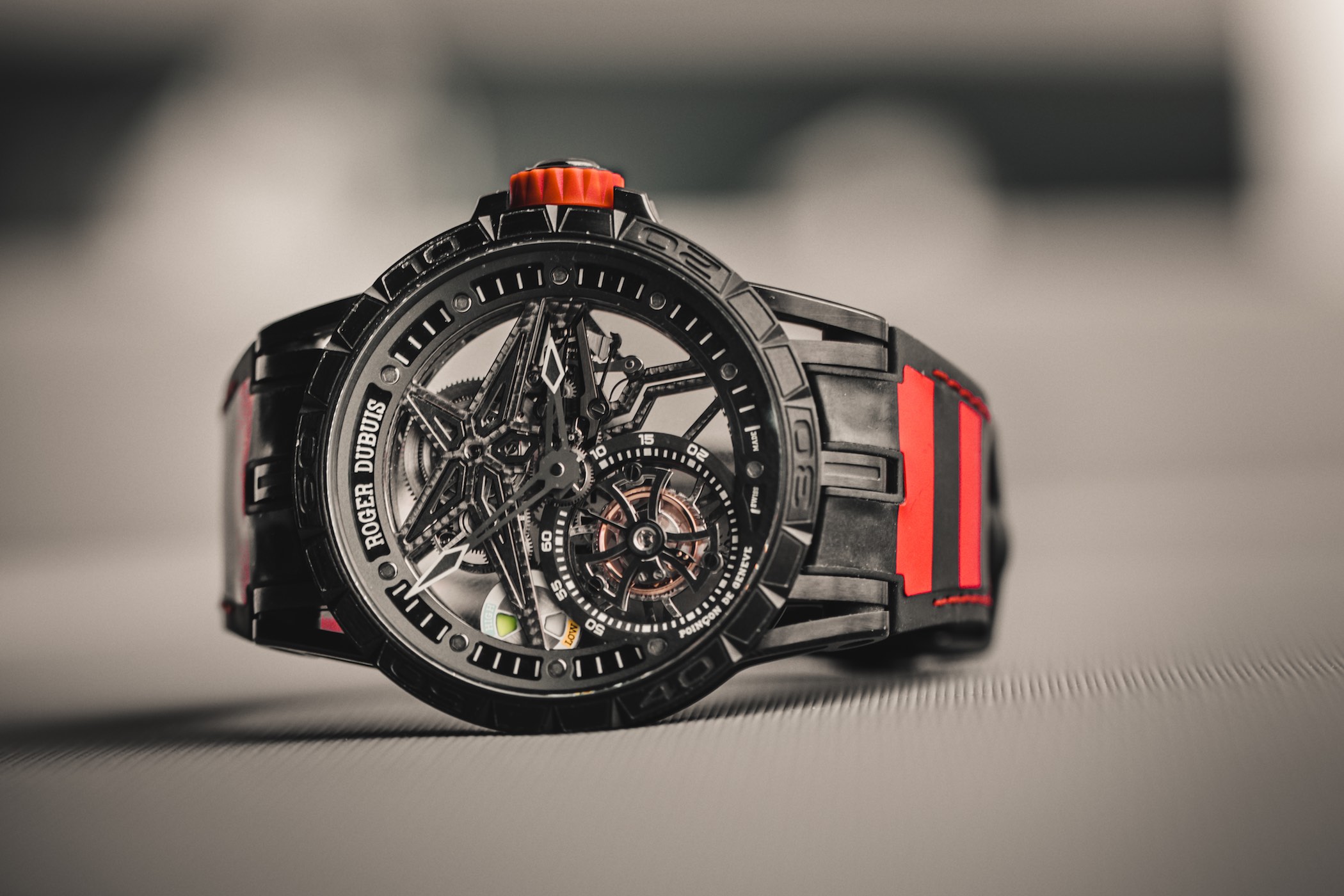 Roger Dubuis Excalibur Spider Pirelli Single Flying Tourbillon
