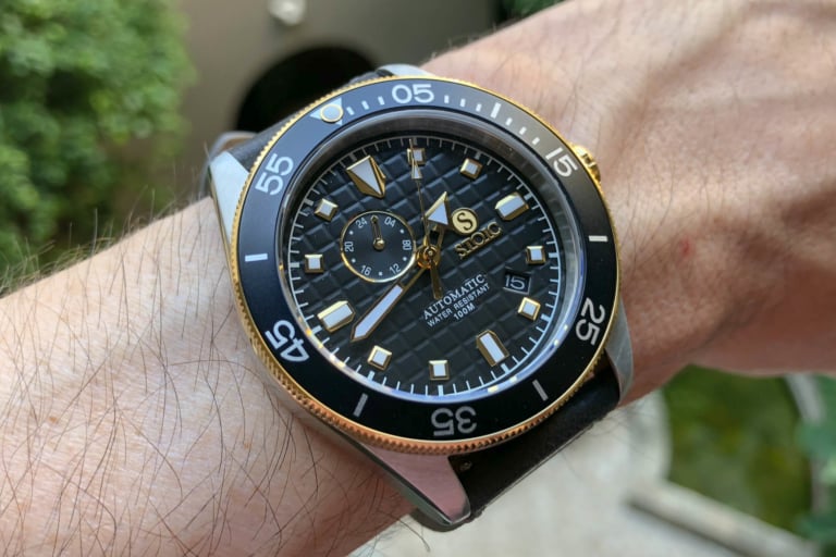 stoic-world-sports-watch-passion-horlogere-monochrome 